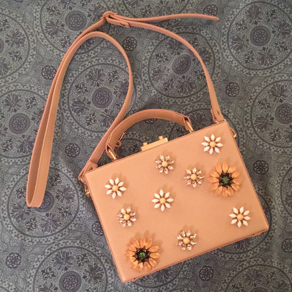 Peachy nude box purse/ shoulder bag 🕯💕